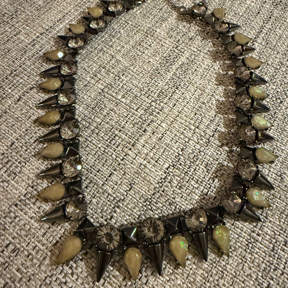 BaubleBar Black and Iridescent Necklace with Elegant Design